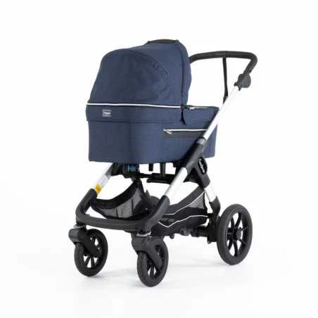 Paketti - Emmaljunga NXT90F Silver 3.0 MY23 Yhdistelmävaunut, Lounge Navy, Flat Istuimella 4 Paketti - Emmaljunga NXT90F Silver 3.0 MY23 Yhdistelmävaunut, Lounge Navy, Flat Istuimella - Image 4